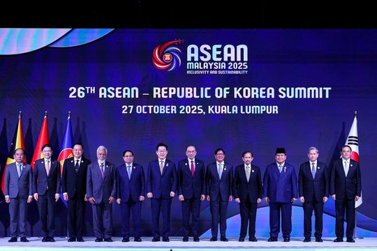 Thủ tướng Phạm Minh Chính tham dự các Hội nghị Cấp cao ASEAN+3, ASEAN-Hàn Quốc và RCEP Thủ tướng Phạm Minh Chính tham dự các Hội nghị Cấp cao ASEAN+3, ASEAN-Hàn Quốc và RCEP