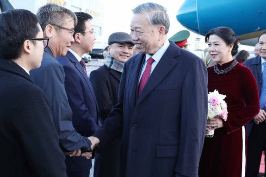 Tổng Bí thư Tô Lâm bắt đầu thăm chính thức Liên hiệp Vương quốc Anh và Bắc Ireland Tổng Bí thư Tô Lâm bắt đầu thăm chính thức Liên hiệp Vương quốc Anh và Bắc Ireland