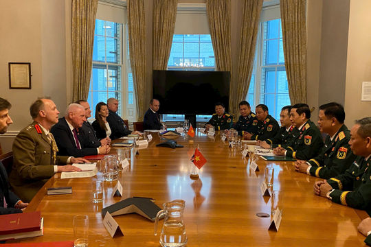 Thúc đẩy hợp tác quốc phòng Việt Nam - Anh ngày càng thực chất Thúc đẩy hợp tác quốc phòng Việt Nam - Anh ngày càng thực chất