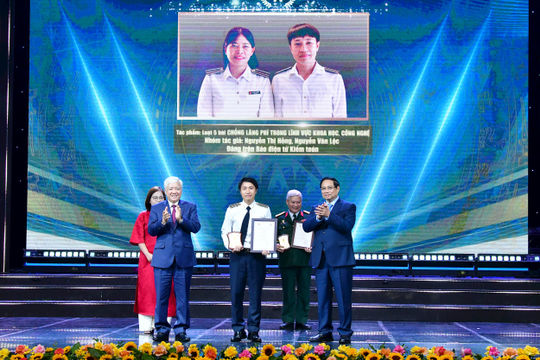 Báo Kiểm toán đạt Giải A Giải Báo chí toàn quốc Phòng, chống tham nhũng, lãng phí, tiêu cực lần thứ V Báo Kiểm toán đạt Giải A Giải Báo chí toàn quốc Phòng, chống tham nhũng, lãng phí, tiêu cực lần thứ V