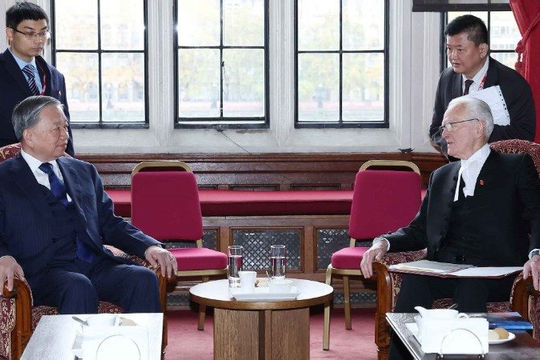 Tổng Bí thư Tô Lâm hội kiến Chủ tịch Thượng viện Anh John Mcfall Tổng Bí thư Tô Lâm hội kiến Chủ tịch Thượng viện Anh John Mcfall