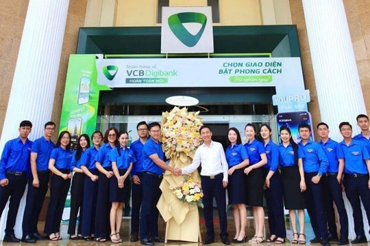 Thế hệ trẻ Vietcombank Đắk Lắk: Dấu ấn trong kỷ nguyên mới, vững bước theo tư tưởng, đạo đức phong cách Hồ Chí Minh Thế hệ trẻ Vietcombank Đắk Lắk: Dấu ấn trong kỷ nguyên mới, vững bước theo tư tưởng, đạo đức phong cách Hồ Chí Minh