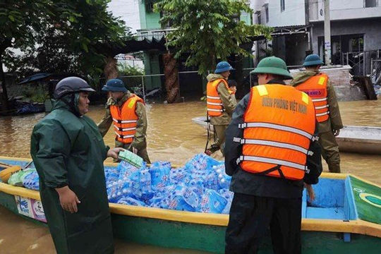 Kêu gọi đồng bào, chiến sĩ cả nước cùng sẻ chia với nhân dân vùng thiên tai