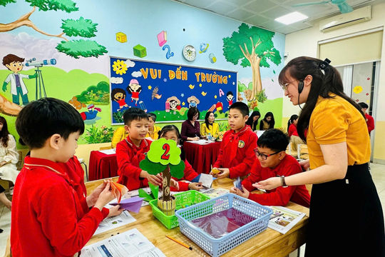 Tất cả nhà giáo sẽ được hưởng “hệ số lương đặc thù”