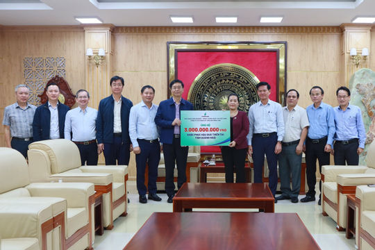 Sẻ chia với đồng bào - hành động từ trái tim con người Petrovietnam