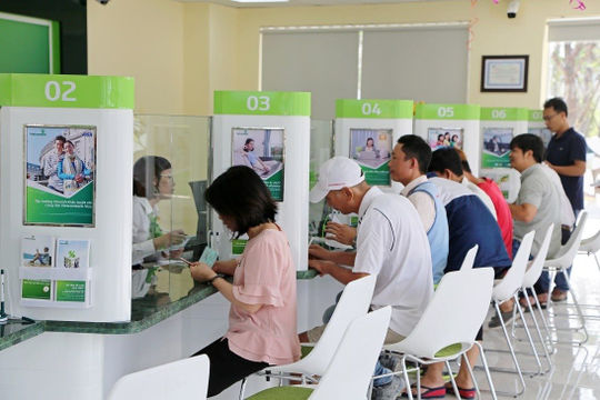 Vietcombank: vững vàng vượt qua thách thức