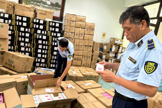 Hà Nội siết chặt kiểm soát thương mại điện tử: Chủ động, sáng tạo chống hàng giả