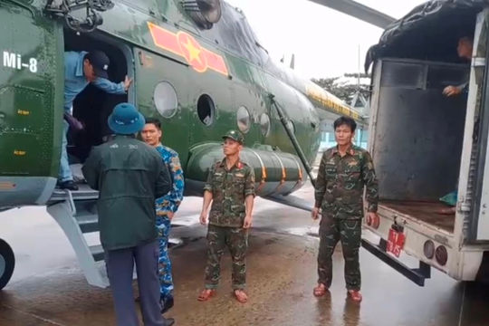 Sư đoàn 372 sẵn sàng bay cứu trợ đồng bào lũ lụt khu vực miền Trung