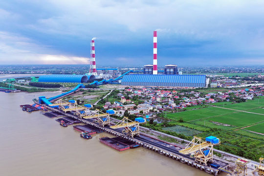 Petrovietnam giữ đà tăng trưởng giữa thị trường đầy biến động