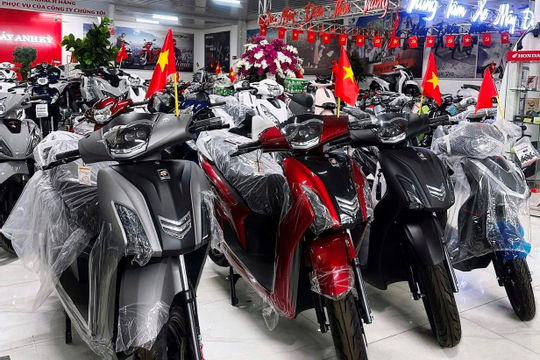 Sớm ban hành bảng giá tính lệ phí trước bạ ô tô, xe máy 