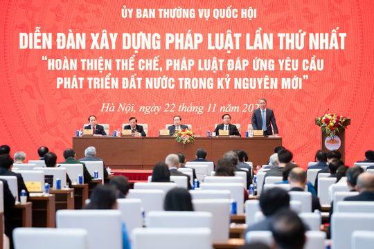 Thể chế đi trước và "mở đường "cho phát triển