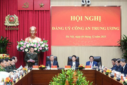 Tập trung xây dựng lực lượng Công an nhân dân cách mạng, chính quy, tinh nhuệ, hiện đại