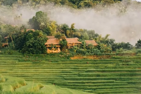 Giảm nghèo bền vững gắn với phát triển du lịch cộng đồng tại Pù Luông