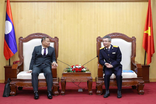 Việt Nam và Lào đồng chia sẻ kinh nghiệm quản lý thuế