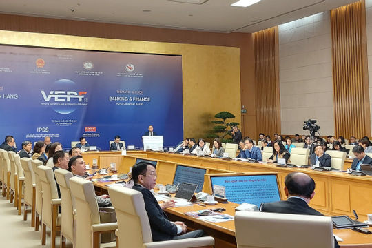 Huy động và sử dụng hiệu quả nguồn lực tài chính cho mục tiêu tăng trưởng hai con số