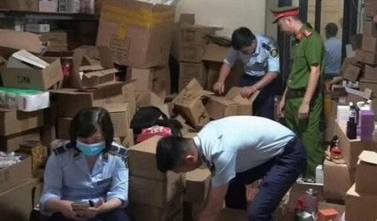 Phát hiện cơ sở bán 18.727 túi nước giặt xâm phạm quyền nhãn hiệu 