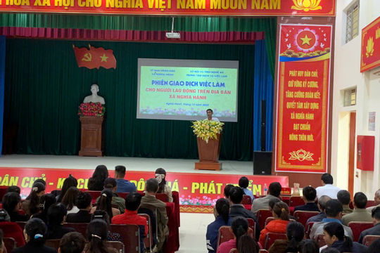 Nghệ An: Kết nối việc làm, tư vấn chính sách bảo hiểm thất nghiệp cho người lao động