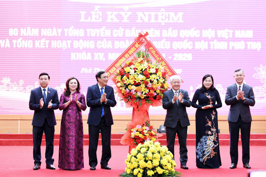 Chung sức xây dựng tỉnh Phú Thọ phát triển toàn diện, vững về chính trị, mạnh về kinh tế