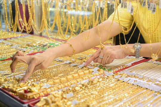 Không thanh toán mua, bán vàng qua tài khoản bị phạt tới 20 triệu đồng