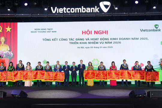 Vietcombank năm 2025: Bản lĩnh ngân hàng trụ cột trong chu kỳ vượt lên thách thức để kiến tạo cho phát triển