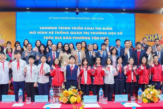 Đại học Kinh tế thí điểm hệ thống quản trị trường học số tại THCS Cầu Giấy