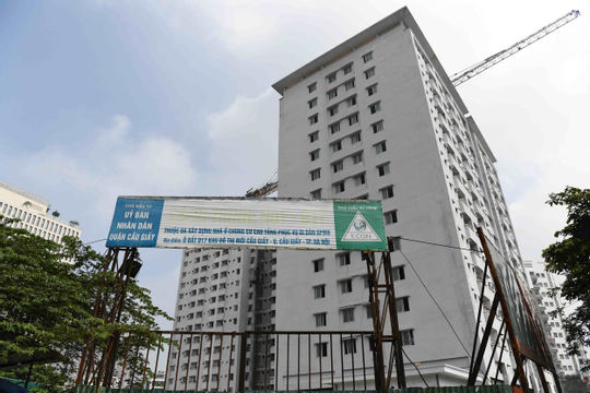 Lãng phí chồng lãng phí ở các dự án nhà tái định cư bị bỏ hoang