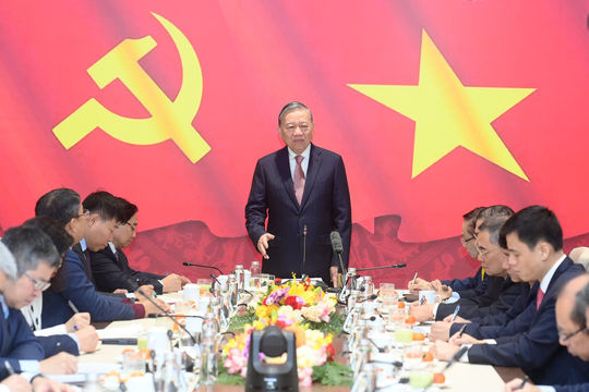 Tổng Bí thư Tô Lâm làm việc với các Đại sứ, Trưởng cơ quan đại diện Việt Nam tại nước ngoài