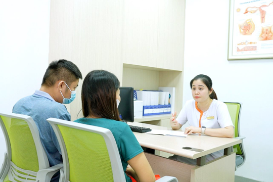 Hành trình 8 năm “tìm con” của cặp vợ chồng hiếm muộn