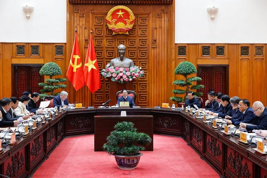 Khẩn trương hoàn thiện các báo cáo, tờ trình về các dự án điện hạt nhân