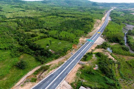 Cao tốc Bắc – Nam: Gỡ “nút thắt” nghiệm thu để không lãng phí nguồn lực xã hội