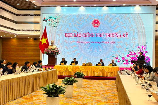 Triển khai kịp thời các giải pháp bình ổn thị trường vàng trong trường hợp cần thiết