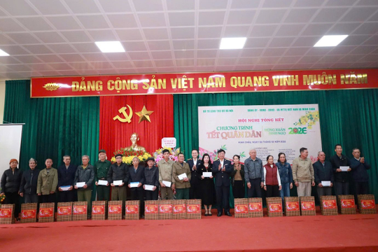 KTNN chuyên ngành Ia phối hợp Bộ Tư lệnh Thủ đô tổ chức “Tết Quân dân” tại xã đảo Minh Châu