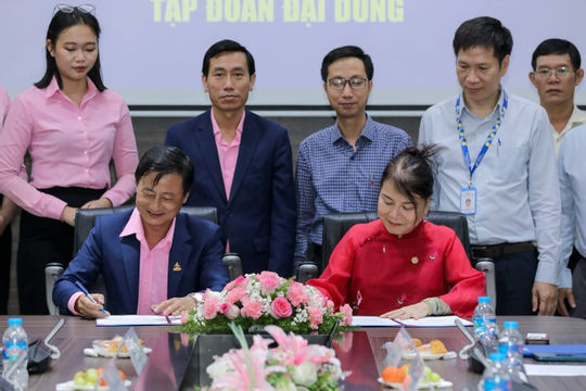 IUH hợp tác với tập đoàn hàng đầu lĩnh vực cơ khí xây dựng và kết cấu thép tại Việt Nam