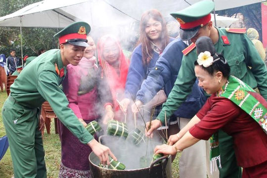 Tết nghĩa tình từ Làng Văn hóa – Du lịch các dân tộc Việt Nam