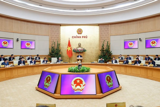 Thủ tướng: Bắt tay vào làm việc ngay từ ngày đầu năm