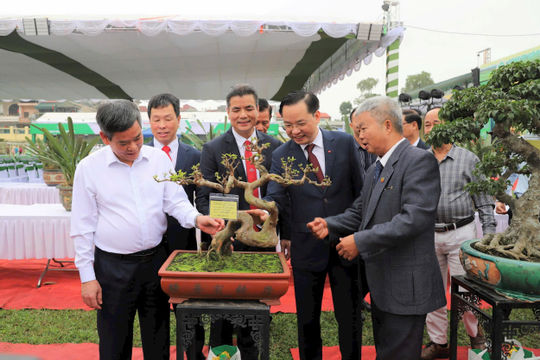Supe Lâm Thao khai hội Hoa – Sinh vật cảnh lần II: Gieo “giải pháp xanh”, nở mùa xuân mới