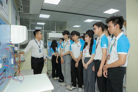 Đại học công nghiệp TP.HCM lần đầu xét tuyển kết hợp nhiều nguồn điểm