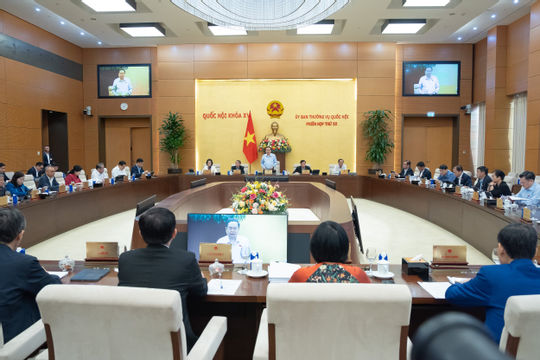 Đơn giản hóa thủ tục công chứng