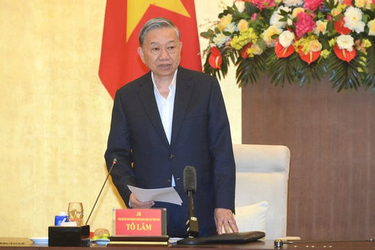 Làm rõ cả ưu điểm và hạn chế trong thể chế hóa các chủ trương lãnh đạo của Đảng