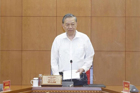 Tổng Bí thư Tô Lâm: Cần có chiến lược cụ thể nhằm tái cơ cấu nền kinh tế