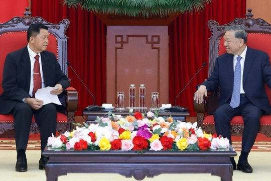 Tổng Bí thư Tô Lâm tiếp Bộ trưởng Công an Lào