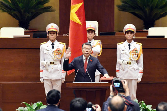 Đồng chí Lê Minh Hưng được bầu giữ chức Thủ tướng Chính phủ