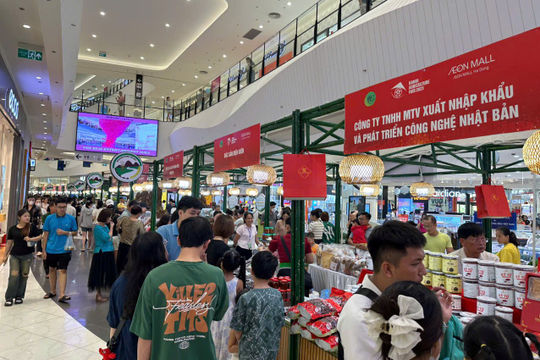 Định hình lại ngành bán lẻ bằng AI và quản trị thông minh