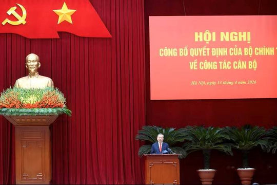 Công bố quyết định của Bộ Chính trị về công tác cán bộ đối với 4 Đảng ủy trực thuộc Trung ương