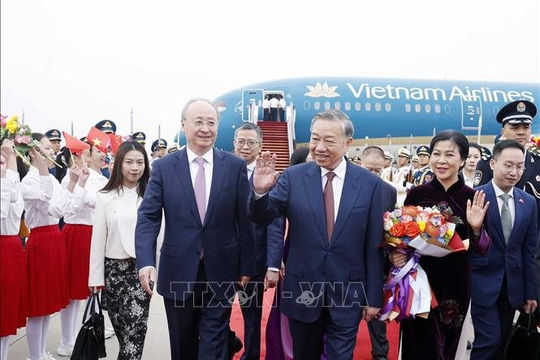 Tổng Bí thư, Chủ tịch nước Tô Lâm và Phu nhân bắt đầu thăm cấp Nhà nước đến Trung Quốc