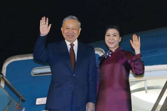 Tổng Bí thư, Chủ tịch nước Tô Lâm và phu nhân lên đường thăm cấp Nhà nước đến Trung Quốc