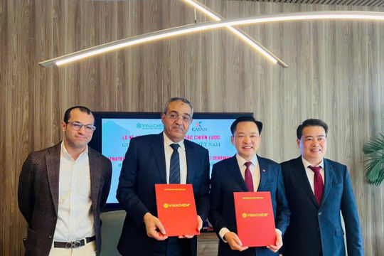 Vinachem bắt tay đối tác Ai Cập, chủ động nguồn quặng cho sản xuất phân bón