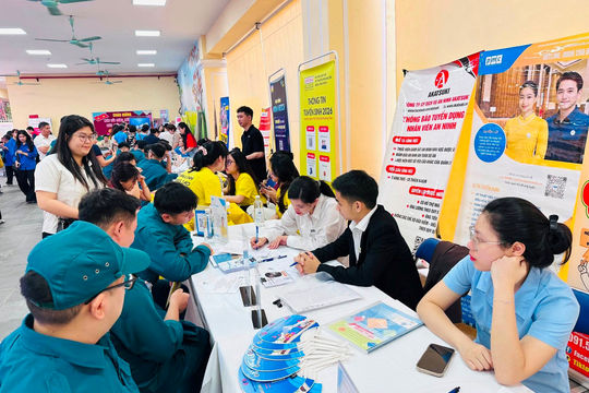 Chủ động hỗ trợ việc làm và chi trả trợ cấp thất nghiệp cho người lao động