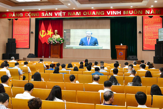 Nhanh chóng đưa chủ trương, đường lối của Đảng vào thực tiễn