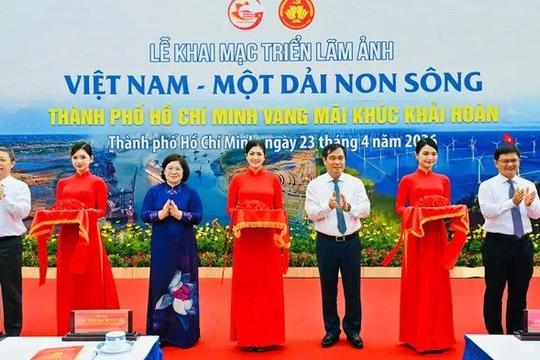 Dấu ấn lịch sử và nhịp sống mới qua hai triển lãm tại TP. Hồ Chí Minh